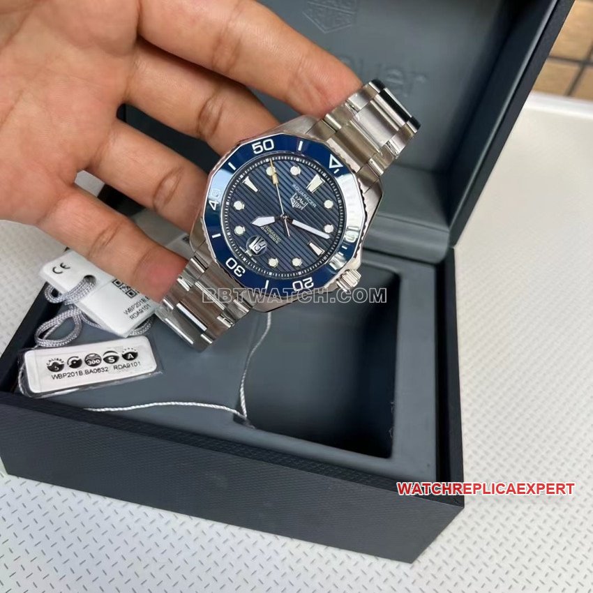 2024 Trend Guide: Exploring the Style and Functionality of CollectWatches