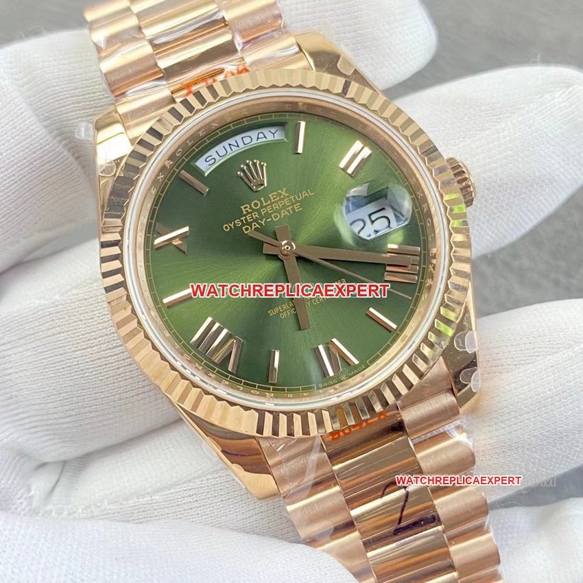 High-Quality CollectWatches: Detailed Exterior Analysis of Material Authenticity