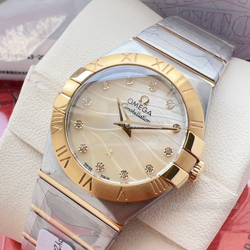 Basic Steps to Adjust the Bracelet Length on CollectWatches for a Proper Wrist Fit