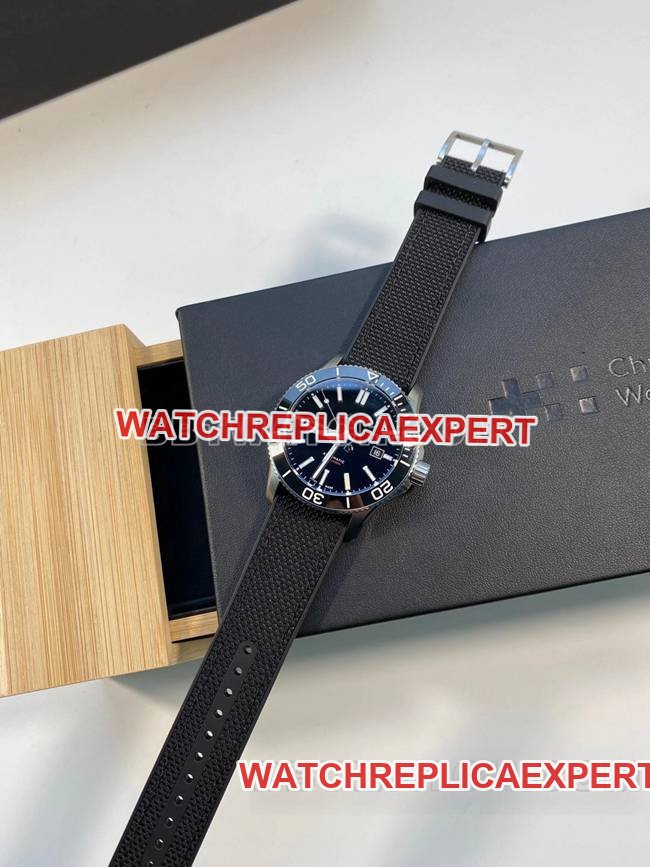 Christopher Ward 42mm Black Dial Diving Collectwith 600m Water Resistance