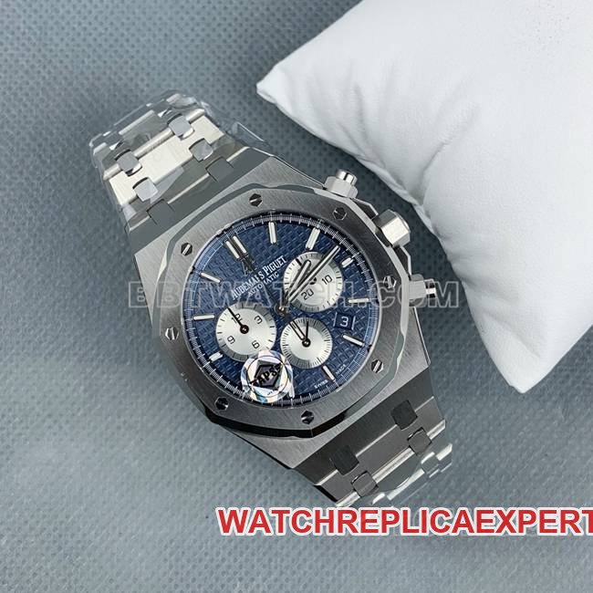 Audemars Piguet Royal Oak 26331 Octagonal Bezel Blue Grande Tapisserie Chronograph Collect