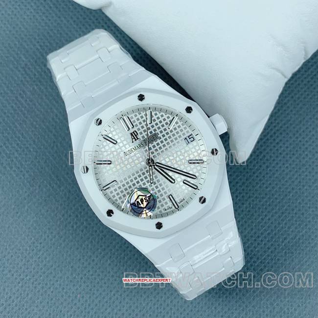 Audemars Piguet Royal Oak 15500 Scratch-Resistant White Ceramic CollectTimepiece