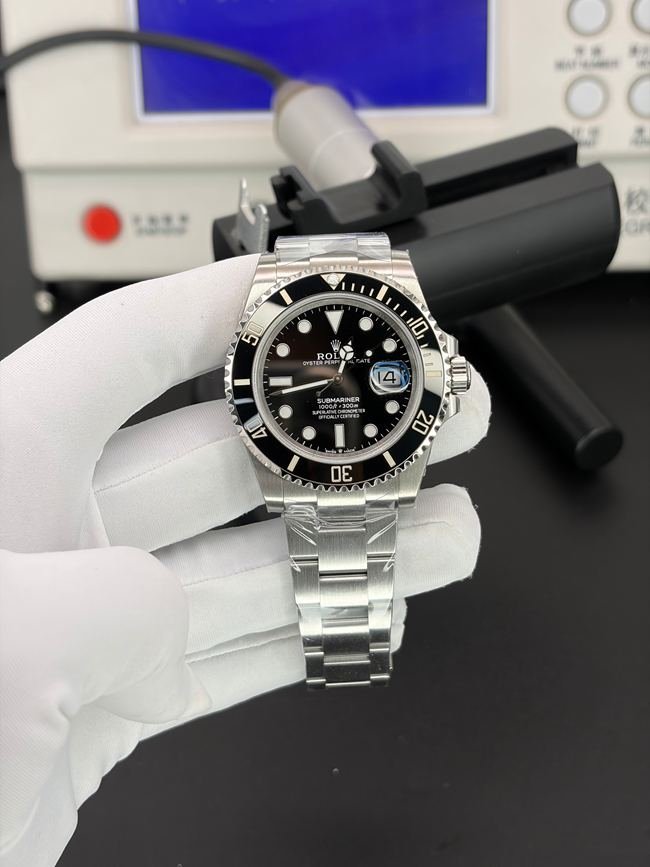 Rolex Submariner Black Dial Collectby VS Factory with Cerachrom Bezel and 3235 Movement