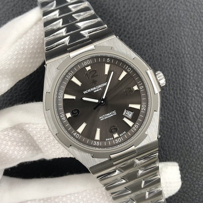 How to Spot the Difference: High Quality CollectWatches vs Genuine Watches by Movement and Polishing