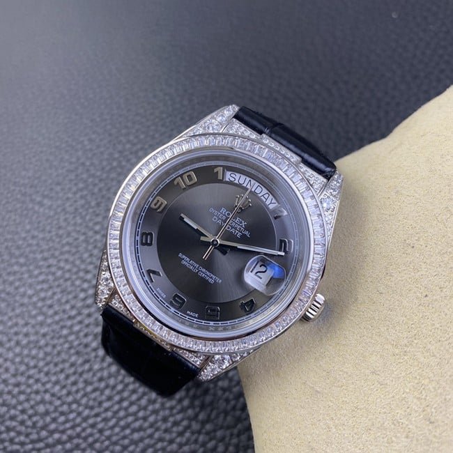 Premium CollectWatches: Master Craftsmanship & Precision Movement Online