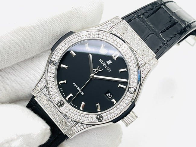 How much is the right amount to buy Collectwatches