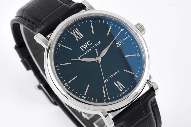 Identifying Authentic Details in Fine Imitation IWC Watches with Iconic Pilot Designs
