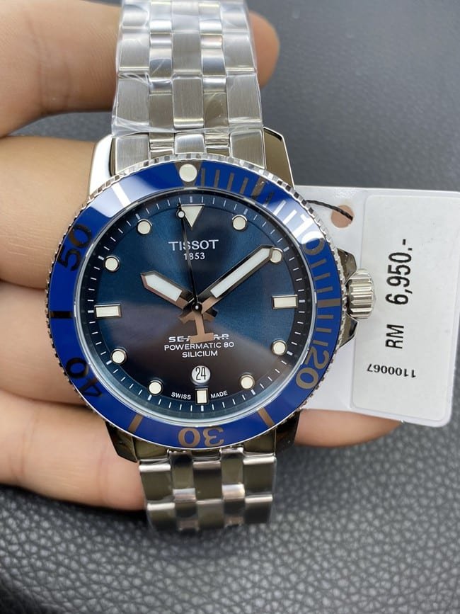 Should a Newcomer Buy a Pre-Owned Watch for Classic Heritage and Great Value?