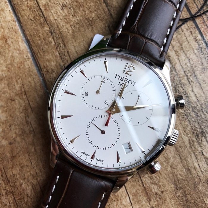 How to Distinguish an A-Goods Tissot from a Genuine Tissot: Case Shape, Dial Details, and Universal Movement