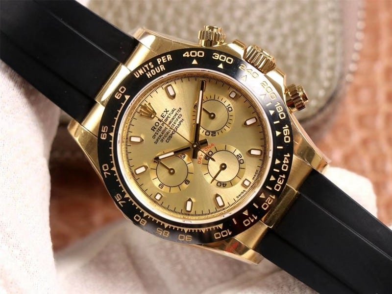 Collectvs Genuine Watches: Comparing Appearance, Dial Details, and Case Design