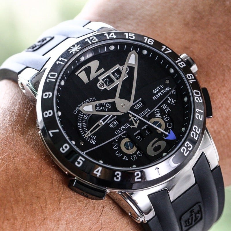 Is there an official website for top Collectwatches?