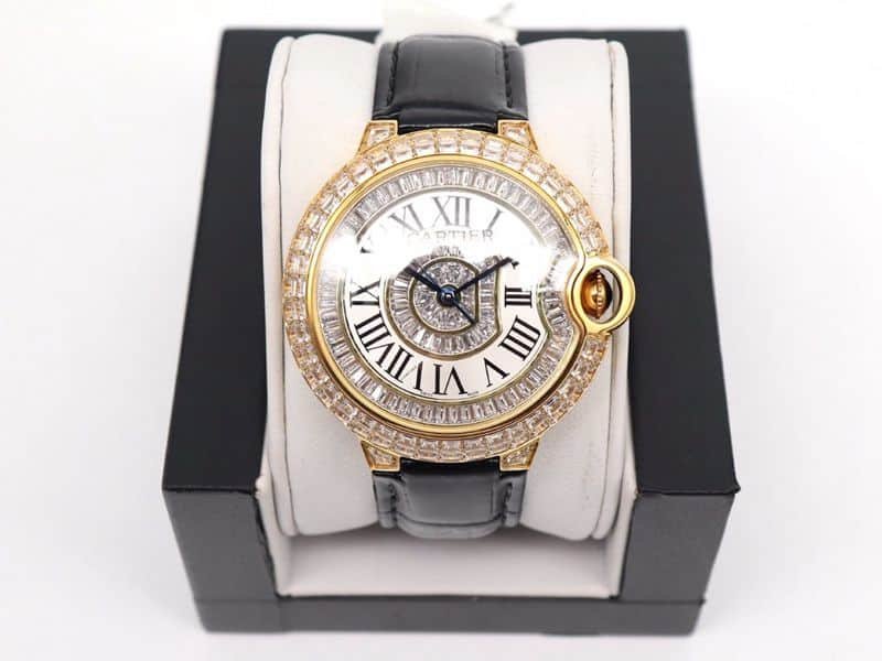 Affordable CollectWatches vs. Genuine Timepieces: Cost-Effective Alternatives for Budget-Conscious Collectors