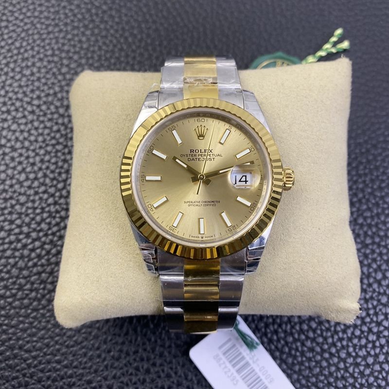 Buying Fine Imitation Watches Wholesale: Quality and Manufacturer Considerations
