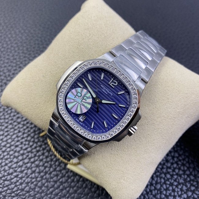 Top Ten Women's Mechanical Chronographs of 2020: Stylish and Elegant Models