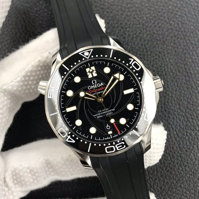 Which Official Formal Watches Meet Strict Requirements Around 150,000?