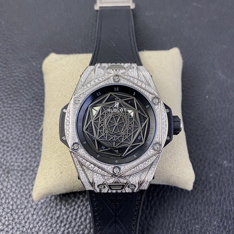 Recommendation of wear-resistant, damage-resistant sports watches around 150,000 yuan remains consistently popular