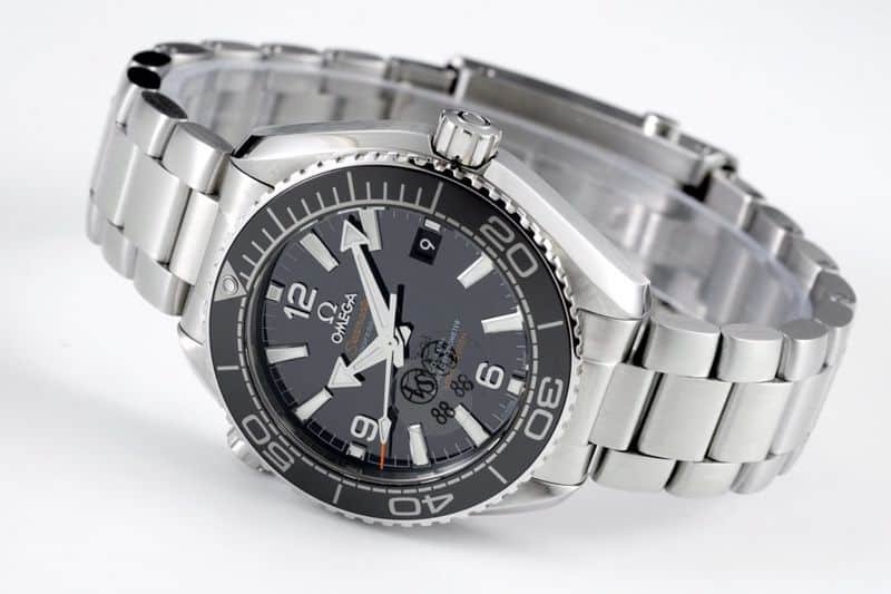 Three Budget-Friendly Watches Worth Owning Between 30,000 and 50,000 RMB