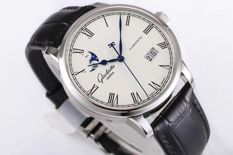 What Grade Does Glashütte Original Hold in Cutting-Edge German Watchmaking?