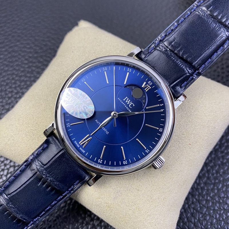 high quality Collectwatches limited edition universal watches