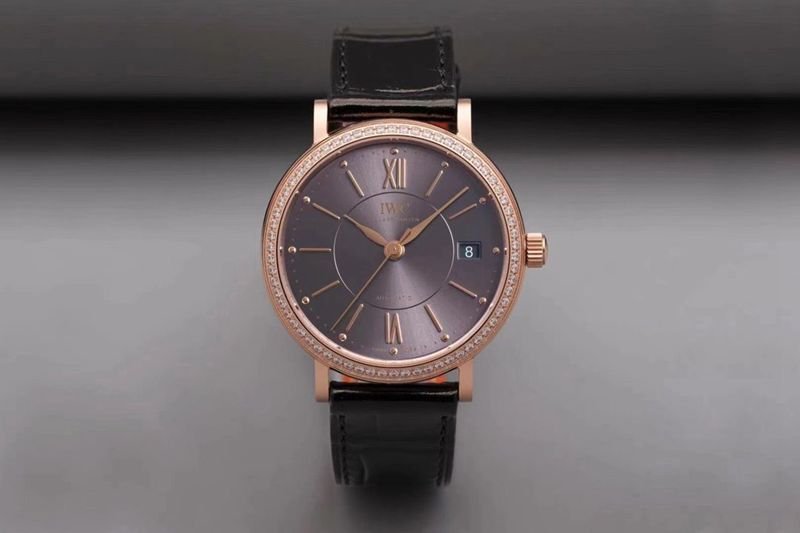 How Much Does a Original Factory Fine Imitation Universal Duffy Watch Cost