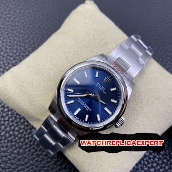 Is it true that Rolex watch straps fade? What is the address of Rolex repair center?