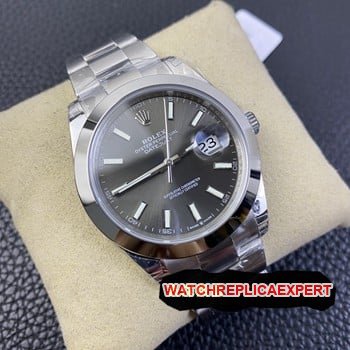 A Guide to Nanning's Fine Imitation Tank TANK Watches: Quality, Price and Authentic Comparison