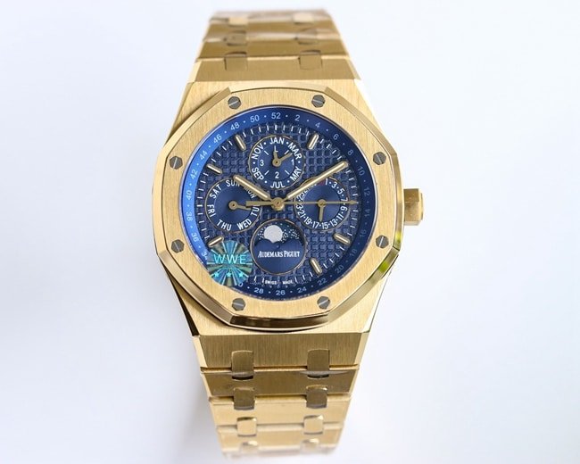 Audemars Piguet Royal Oak Perpetual Calendar: Complex Watchmaking Discovery