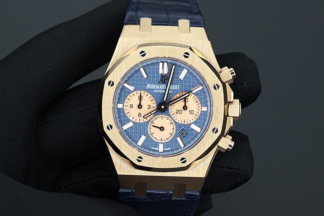 Audemars Piguet Royal Oak 26239OR.OO.D315CR.01 18K rose gold Collectwith Grande Tapisserie dial authentic factory comparison
