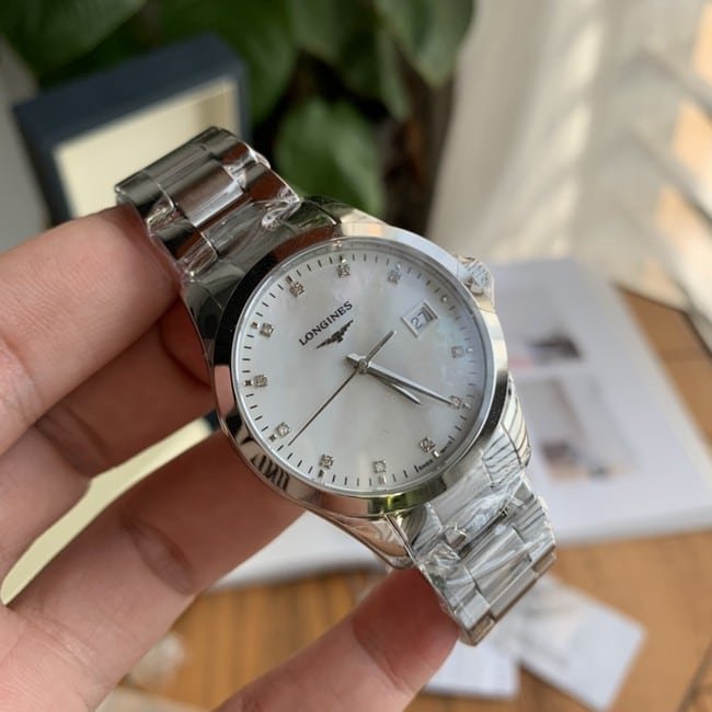 Are Mechanical Watches with Basic Functions More Durable Than Complicated Watches?