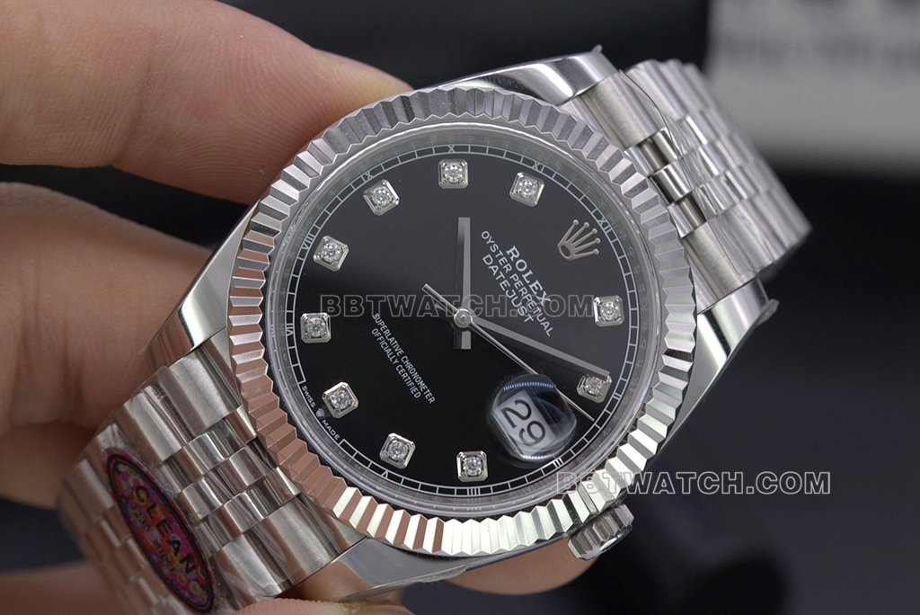 Original Factory CollectWatches: Classic Taste, Graceful Bearing, and Artistic Value