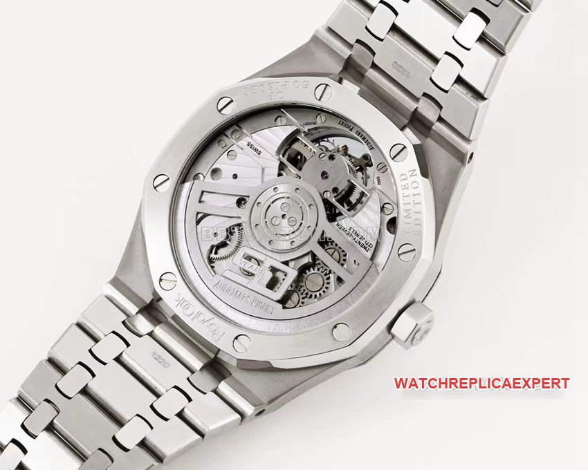 Audemars PiguetRoyal Oaktop-tier replica blue plaid plate tourbillon26530PTcaseback live photo