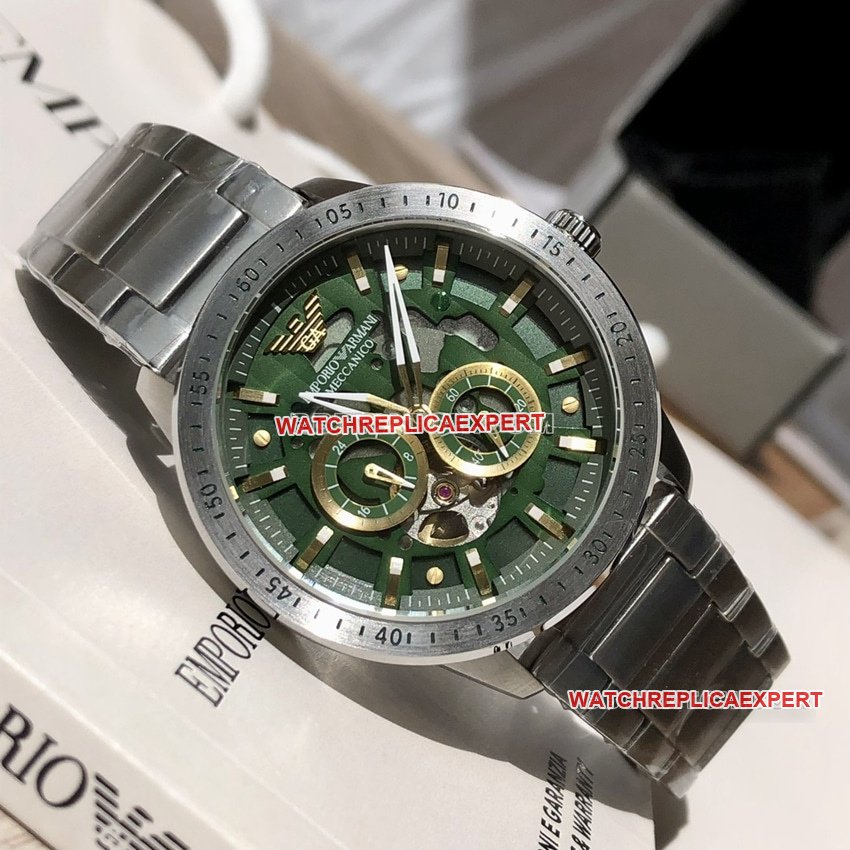 Armani 1:1 top-tier replica green hollow disk steel bracelet front live photo
