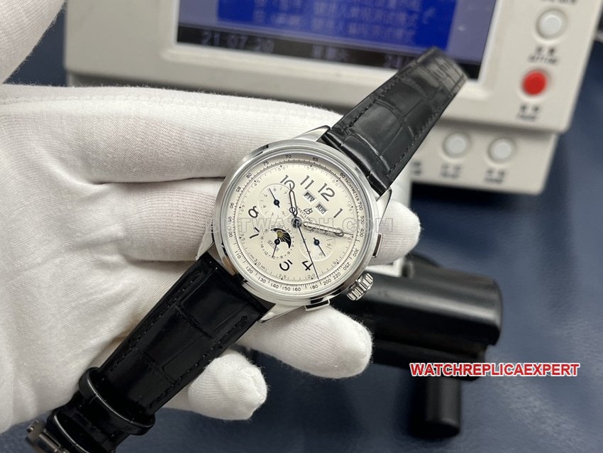 GF FactoryBreitling 1:1super clonewhite dial annual calendar leather strap model front live photo
