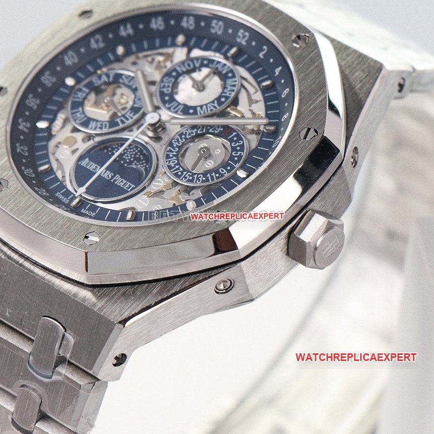 Audemars PiguetRoyal Oaksuper clone hollow plate steel bracelet side live photo