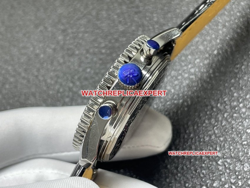 BLS factory Breitling aviation chronographtop-tier 1:1high-quality replicasilver dial perpetual calendar leather strap model side live photo