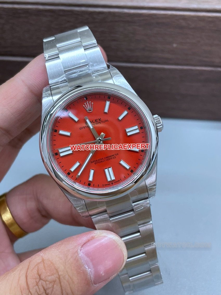 VS Factory Rolex Oyster Perpetual Super A Replica 2024 New 41mm Red Dial m124300-0007 Front Real Shot Photo