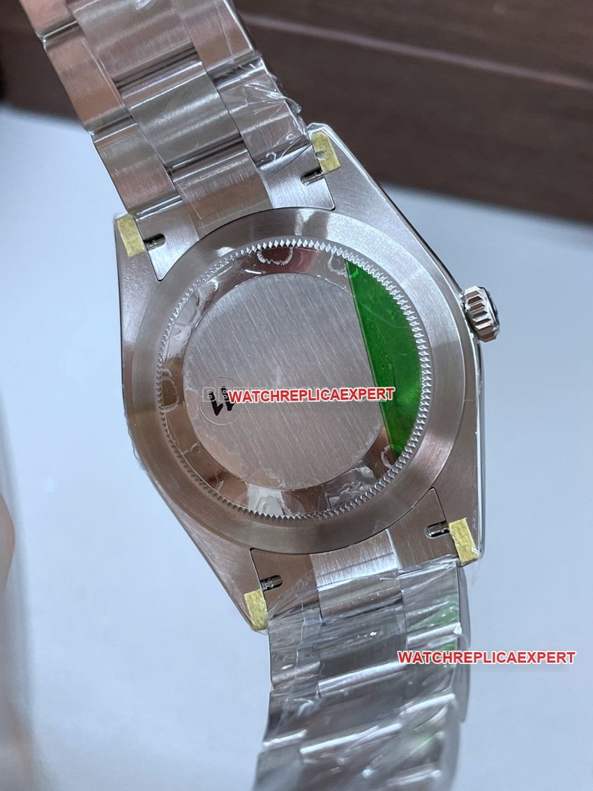 VS Factory Rolex Oyster Perpetual Super A Replica 2024 New 41mm Red Dial m124300-0007 Back Real Shot
