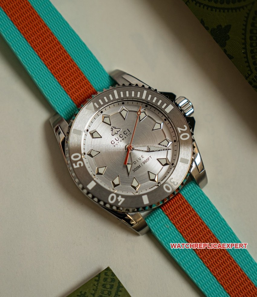 Gucci YA136351 Dive Series 2024 New 1:1 Super A Imitation Silver-White Dial Mechanical Watch, 200m Waterproof, 40mm Unisex Style — luxury replica watch guide | Watch Replica Expert