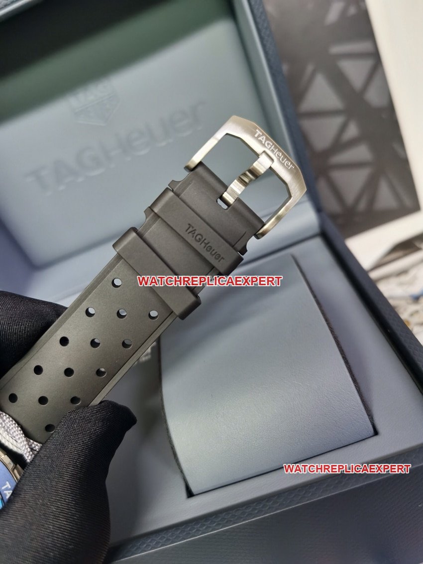 TAG Heuer F11:1super clone texturedialCAZ101AD.FT8024clasplive photos