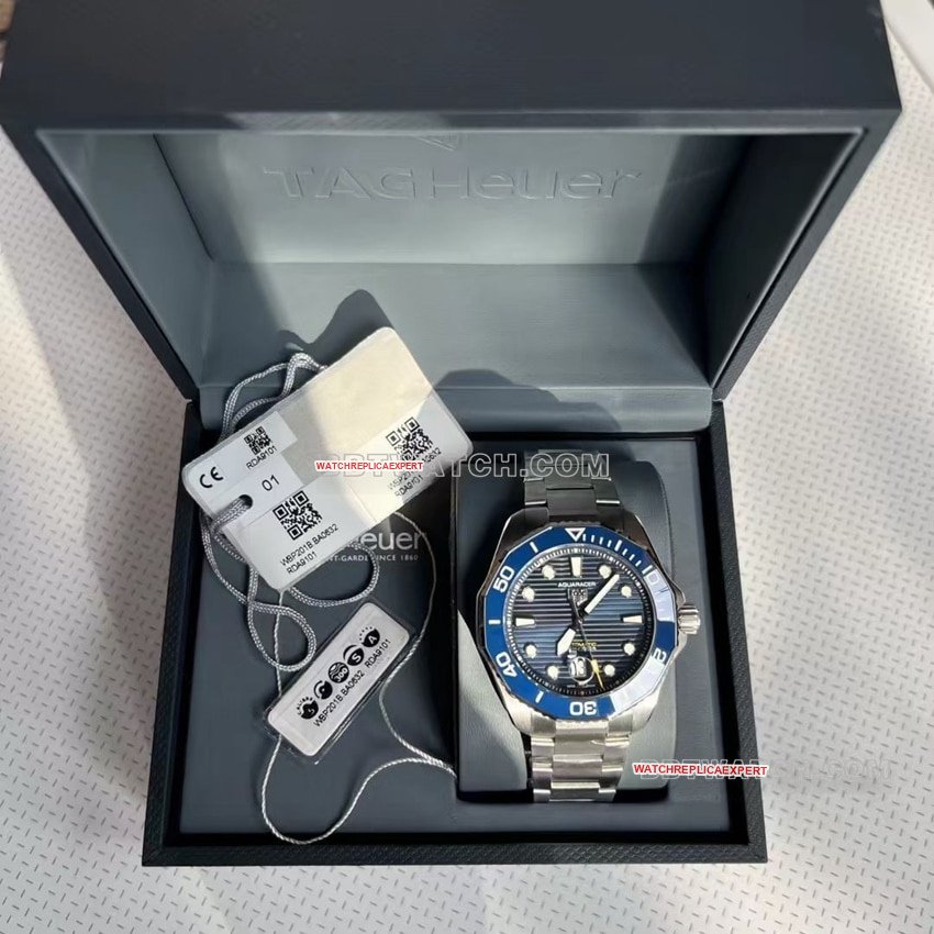 Tag Heuer Aquaracer Diving Top 1:1 Super Clone, blaues Zifferblatt, mechanisches Stahlarmband WBP201B.BA0632 — luxury replica watch guide | Watch Replica Expert