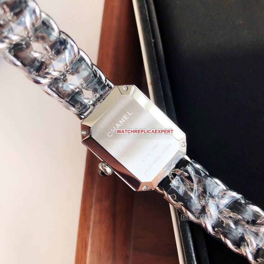 Chanel1:1top-tier black replica dial leather chain braceletletH0451caseback live photo