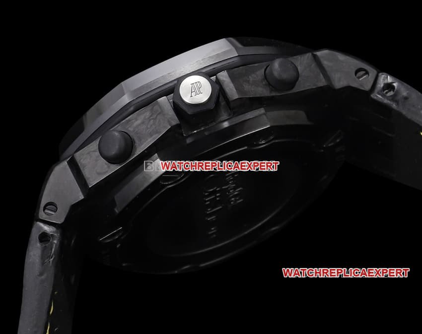 TW factory Audemars PiguetRoyal Oak offshore top-tier 1:1super cloneblack dial yellow inner bezel26176side live photo