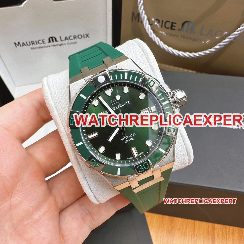 Maurice Lacroix AIKON AI6057 43 mm grünes Zifferblatt 300 Meter wasserdichte Super Clone mechanische Uhr — luxury replica watch guide | Watch Replica Expert