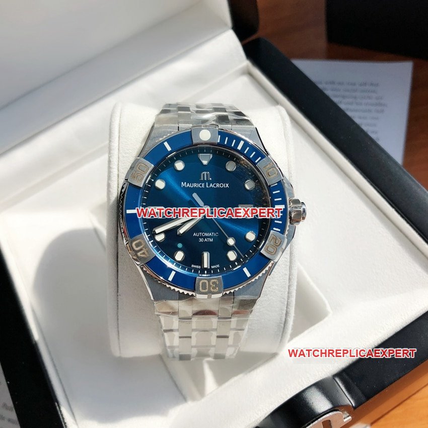 Maurice Lacroix AIKON AI6058 43 mm blaues Zifferblatt, 300 Meter wasserdicht, mechanische Uhr mit Schnellverschluss-Stahlarmband — detailed review and buying guide | Watch Replica Expert
