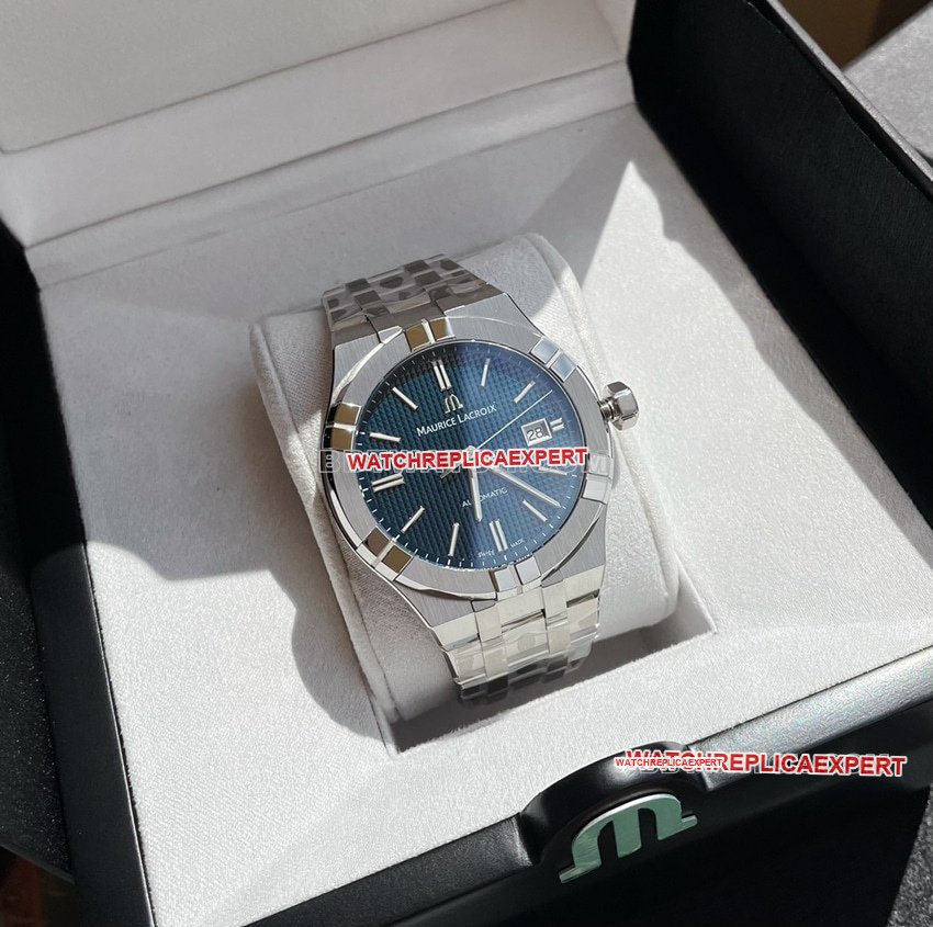 Amy 1:1 super clone blue dial decorative Paris stud steel bracelet model AI6008 front live photo