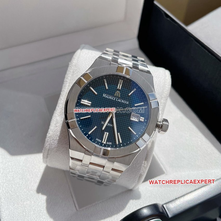 Amy 1:1 super clone blue dial decorative Paris stud steel bracelet model AI6008 front live photo