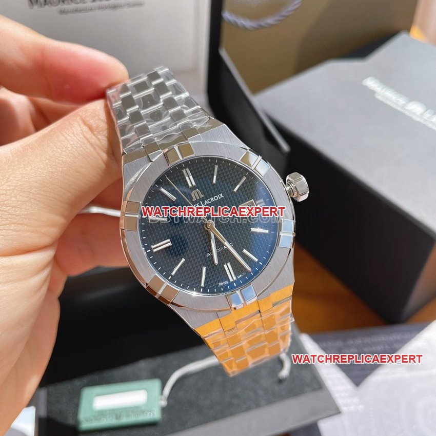 Amy 1:1 super clone blue dial decorative Paris stud steel bracelet model AI6008 front live photo