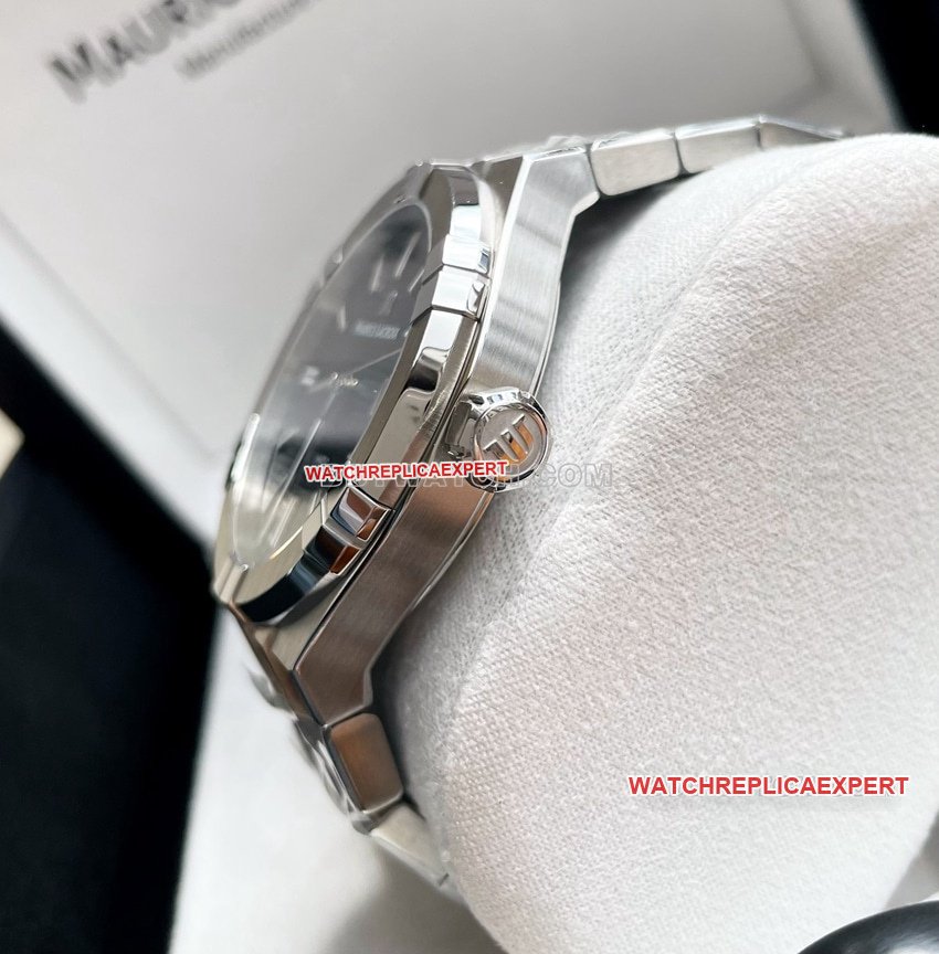 Emmy 1:1 super clone blue dial patterned Paris stud steel bracelet model AI6008side live photo