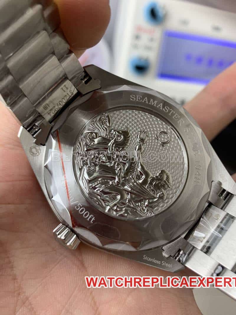 VS Omega Seamaster 1:1 super A imitation blue plate world time 220.10.43 back actual photo