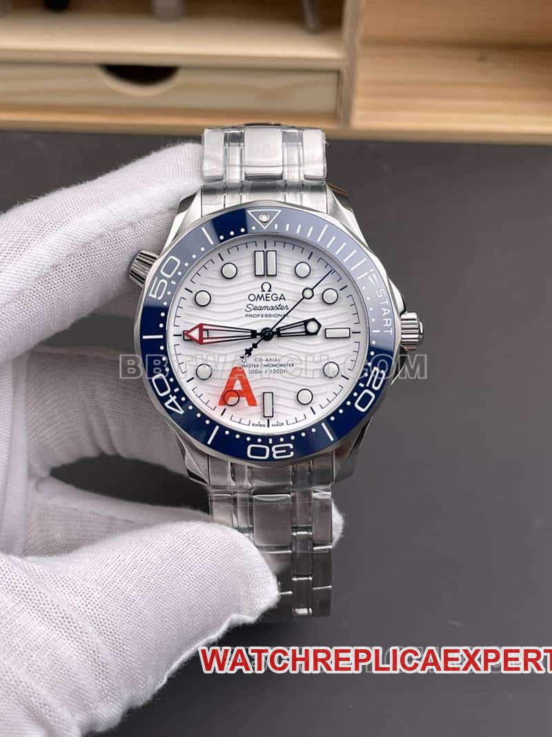 Omega VS Seamaster 300 210.30.42 Weißes Zifferblatt Mechanische Uhr von VS Factory, 1:1 Super A Super Clone V4 8806 Uhrwerk — luxury replica watch guide | Watch Replica Expert